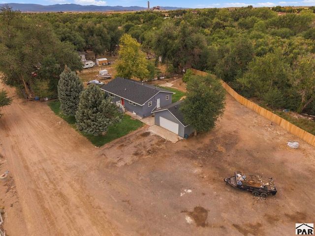 2051 Oriole Rd, Pueblo, CO 81006