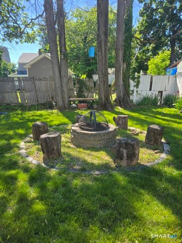 197 Ridgefield Street, Hartford, CT 06112