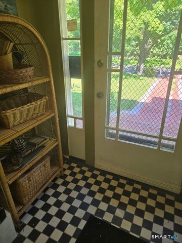 197 Ridgefield Street, Hartford, CT 06112