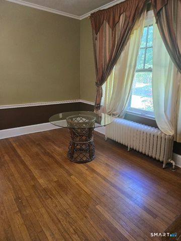 197 Ridgefield Street, Hartford, CT 06112