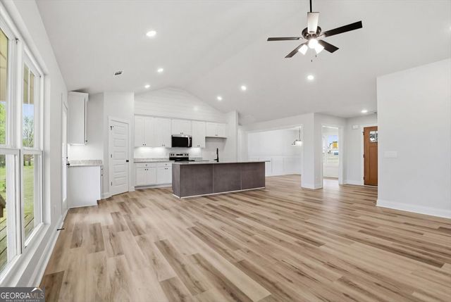 211 Rachel Lane, Hartwell, GA 30643