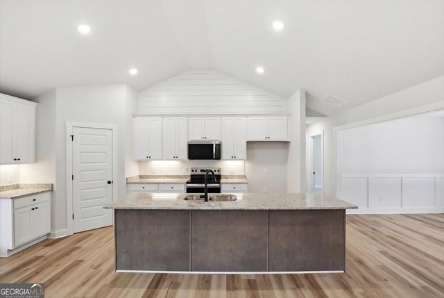 211 Rachel Lane, Hartwell, GA 30643