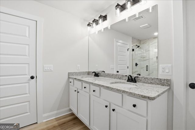 211 Rachel Lane, Hartwell, GA 30643