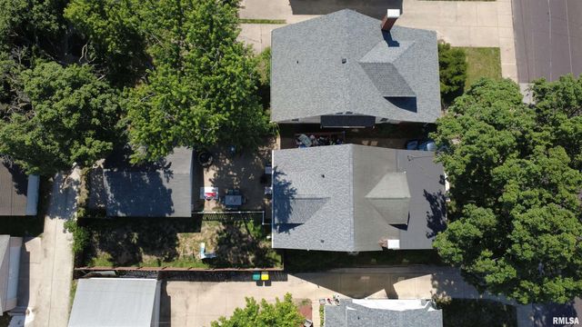 1928 W AYRES Avenue, West Peoria, IL 61604