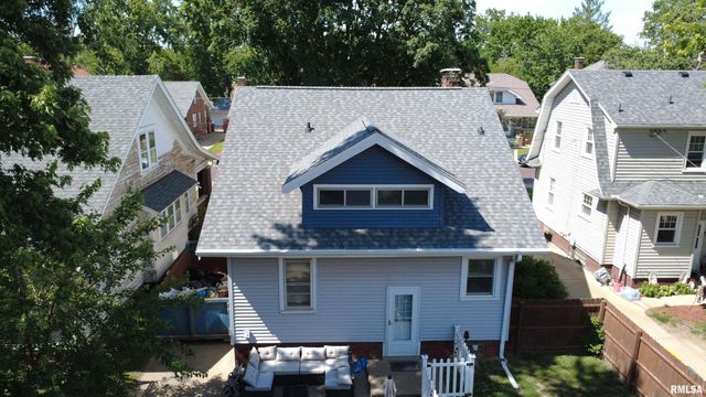 1928 W AYRES Avenue, West Peoria, IL 61604