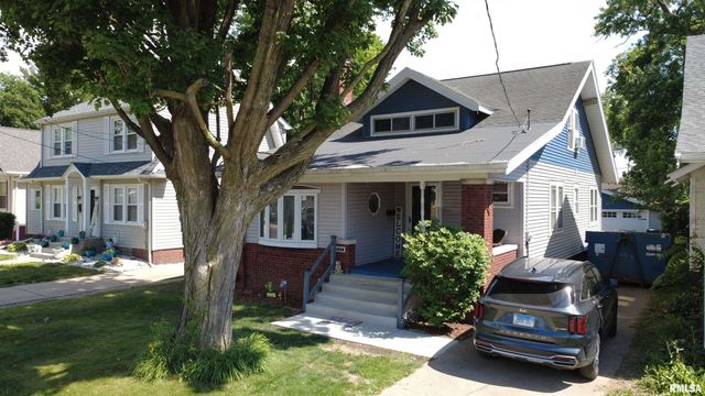 1928 W AYRES Avenue, West Peoria, IL 61604