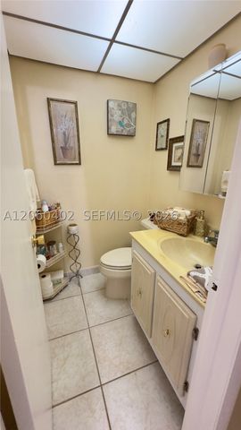30 NW 87th Ave C219, Miami, FL 33172