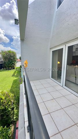 30 NW 87th Ave C219, Miami, FL 33172
