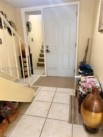 30 NW 87th Ave C219, Miami, FL 33172