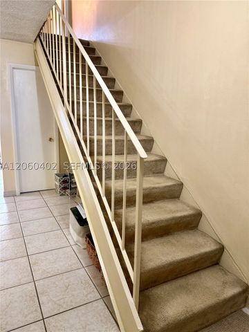 30 NW 87th Ave C219, Miami, FL 33172