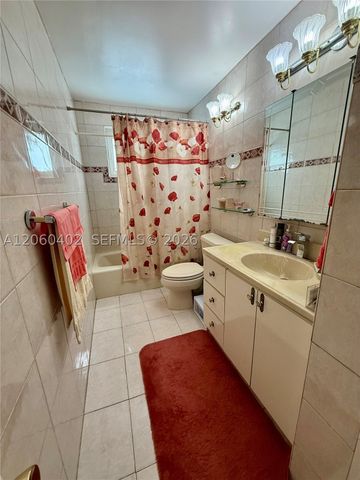 30 NW 87th Ave C219, Miami, FL 33172