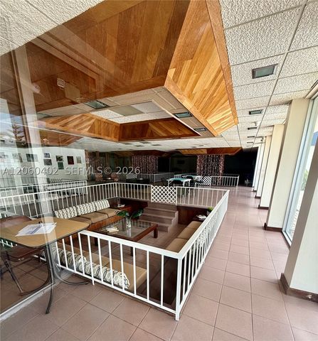 30 NW 87th Ave C219, Miami, FL 33172