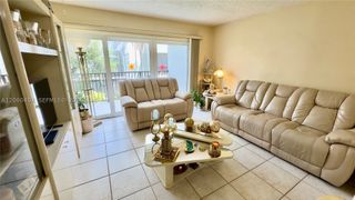 30 NW 87th Ave C219, Miami, FL 33172