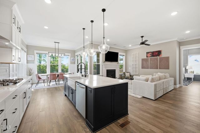 7524 Pinecrest Road, Raleigh, NC 27613