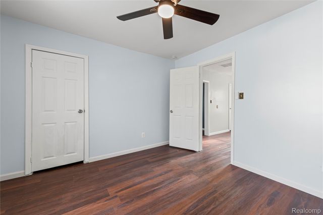 8419 Paige Avenue, Warren, MI 48089