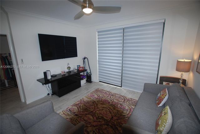 511 N Lucerne Avenue 306, Lake Worth, FL 33460