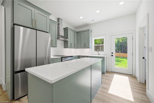 2125 Hollyrood Street, Winston-salem, NC 27127