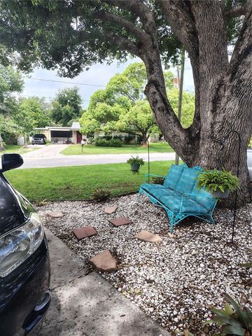 607 OAK RIDGE DRIVE, Brandon, FL 33510
