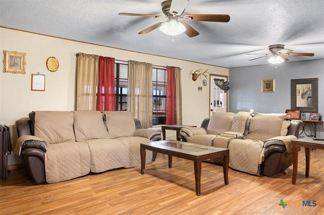 4025 County Road 284, Harwood, TX 78632