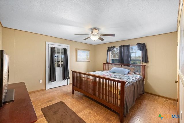 4025 County Road 284, Harwood, TX 78632