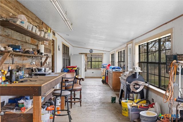 4025 County Road 284, Harwood, TX 78632