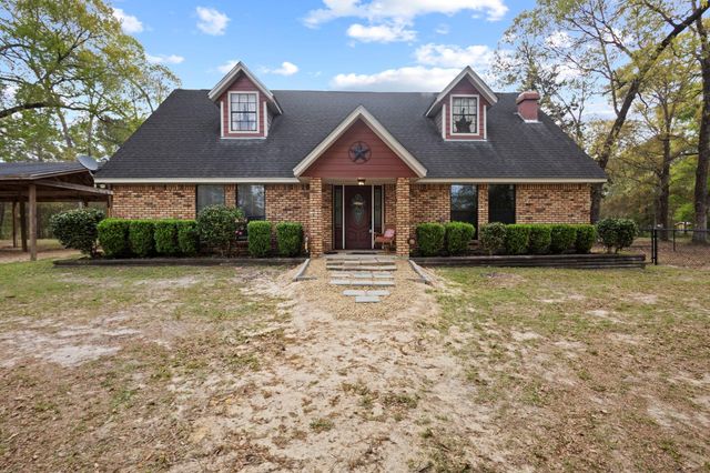 1938 County Road 1520, Warren, TX 77664