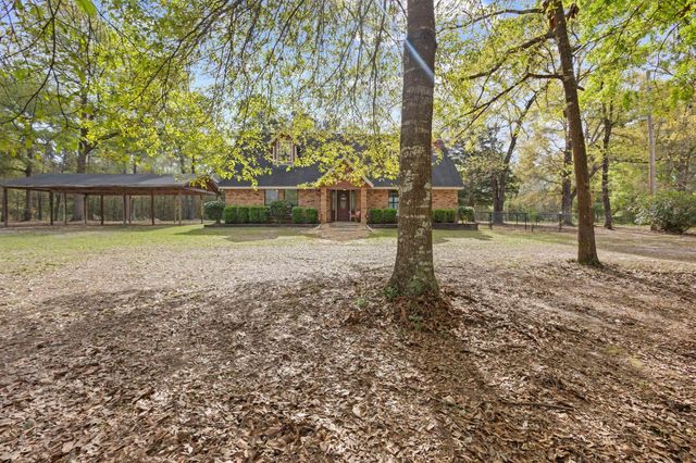 1938 County Road 1520, Warren, TX 77664