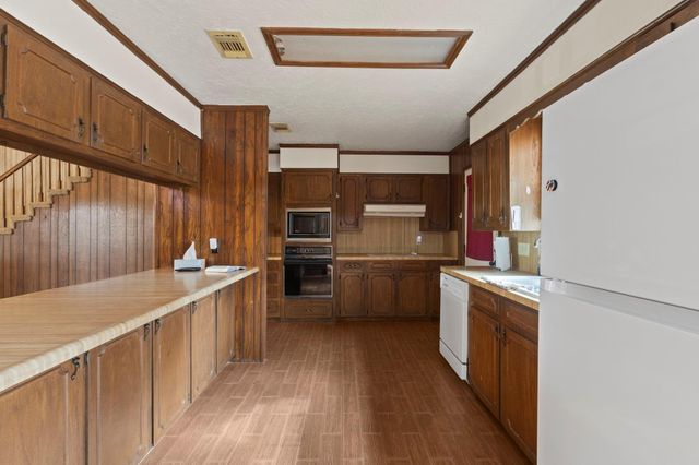 1938 County Road 1520, Warren, TX 77664