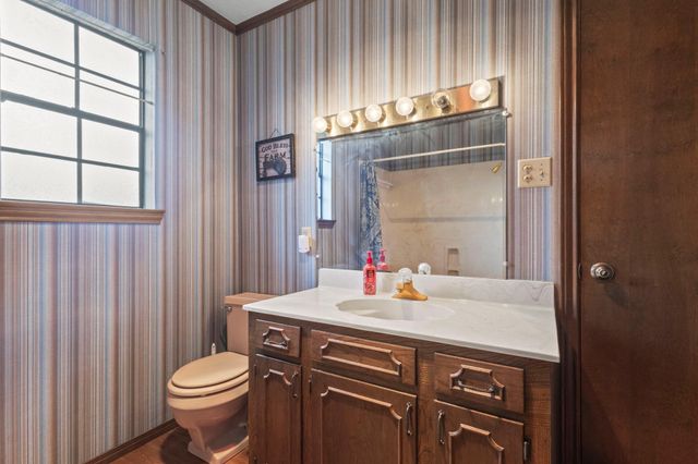 1938 County Road 1520, Warren, TX 77664