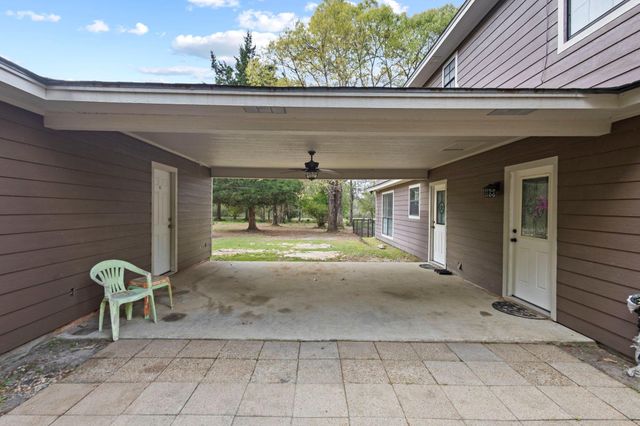 1938 County Road 1520, Warren, TX 77664