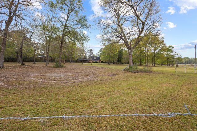 1938 County Road 1520, Warren, TX 77664