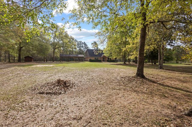 1938 County Road 1520, Warren, TX 77664