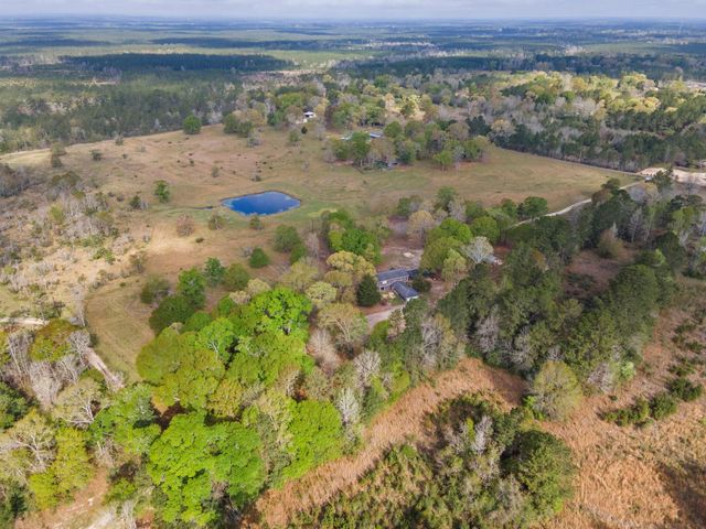 1938 County Road 1520, Warren, TX 77664