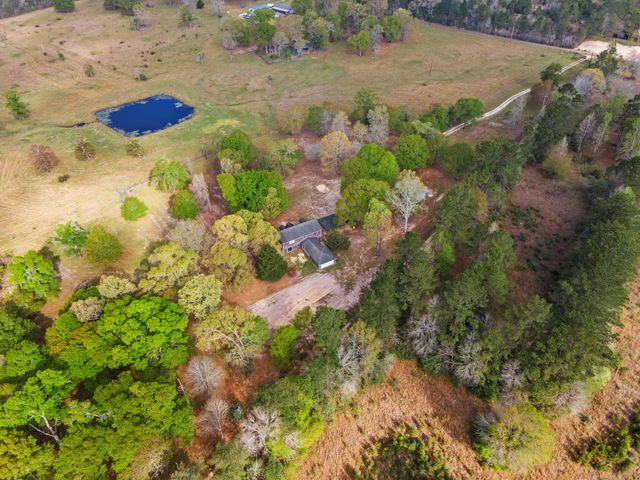 1938 County Road 1520, Warren, TX 77664