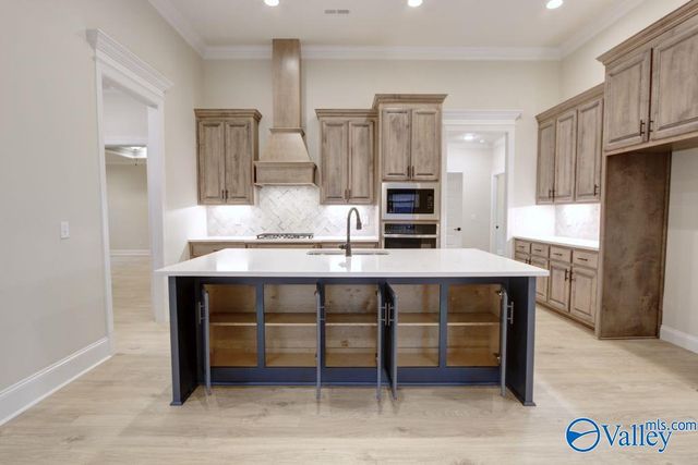 26469 Old Town Drive, Athens, AL 35613