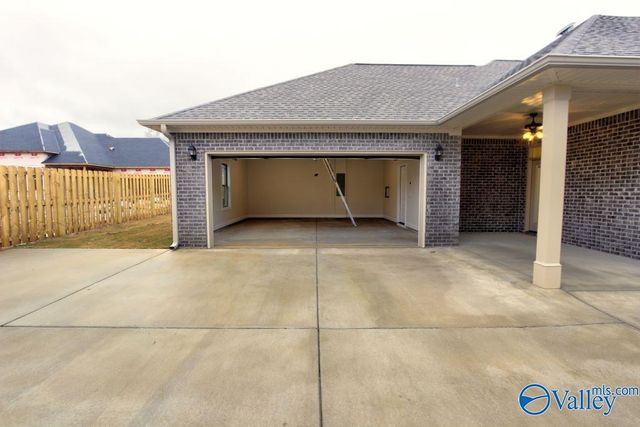 26469 Old Town Drive, Athens, AL 35613