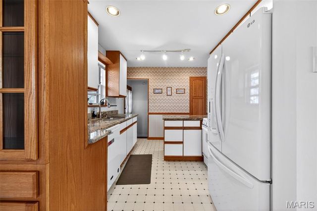 10845 Vargas Drive, St Louis, MO 63123