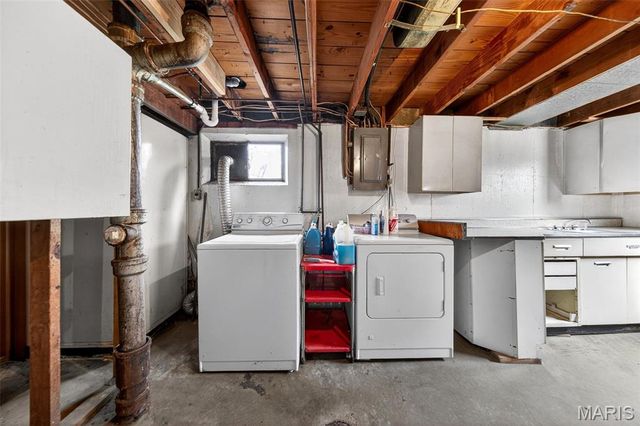 10845 Vargas Drive, St Louis, MO 63123