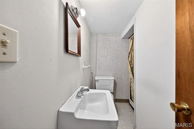 10845 Vargas Drive, St Louis, MO 63123