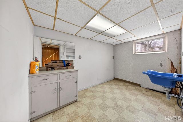 10845 Vargas Drive, St Louis, MO 63123