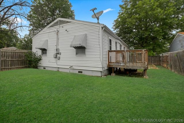 7104 E 8th Street, Tulsa, OK 74112
