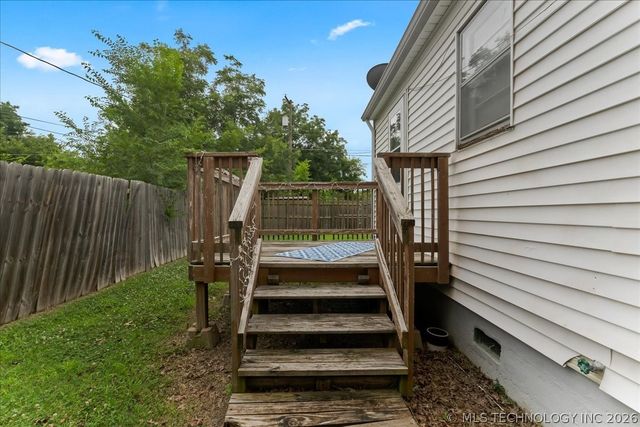 7104 E 8th Street, Tulsa, OK 74112