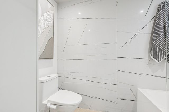 3004 NE 5th Terrace 101-c, Wilton Manors, FL 33334