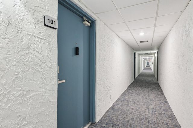 3004 NE 5th Terrace 101-c, Wilton Manors, FL 33334