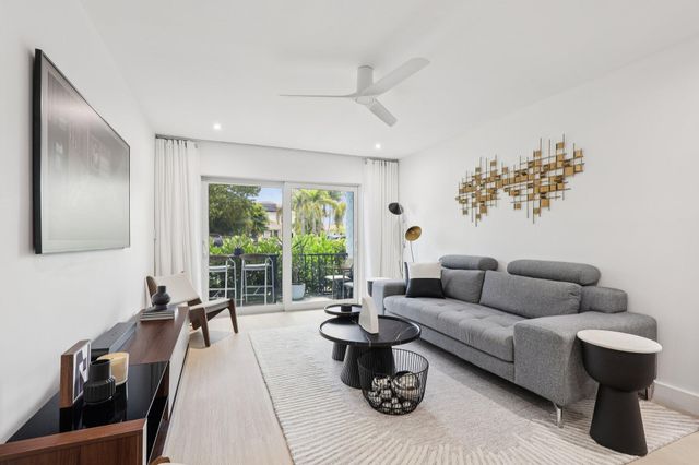 3004 NE 5th Terrace 101-c, Wilton Manors, FL 33334