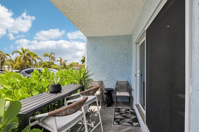 3004 NE 5th Terrace 101-c, Wilton Manors, FL 33334