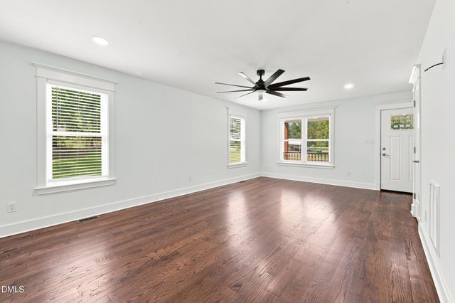 105 Tinnin Road, Efland, NC 27243