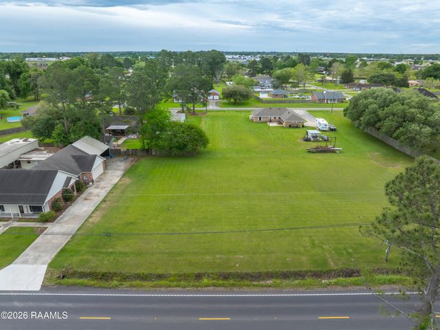 2396 Rees Street Ext, Breaux Bridge, LA 70517