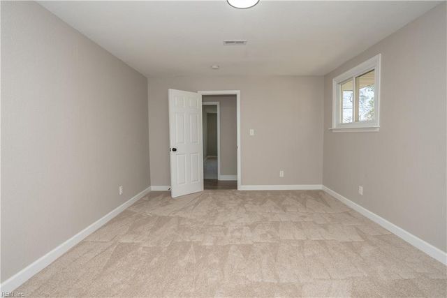 2924 Smithfield RD, Portsmouth, VA 23702