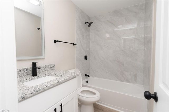 2924 Smithfield RD, Portsmouth, VA 23702